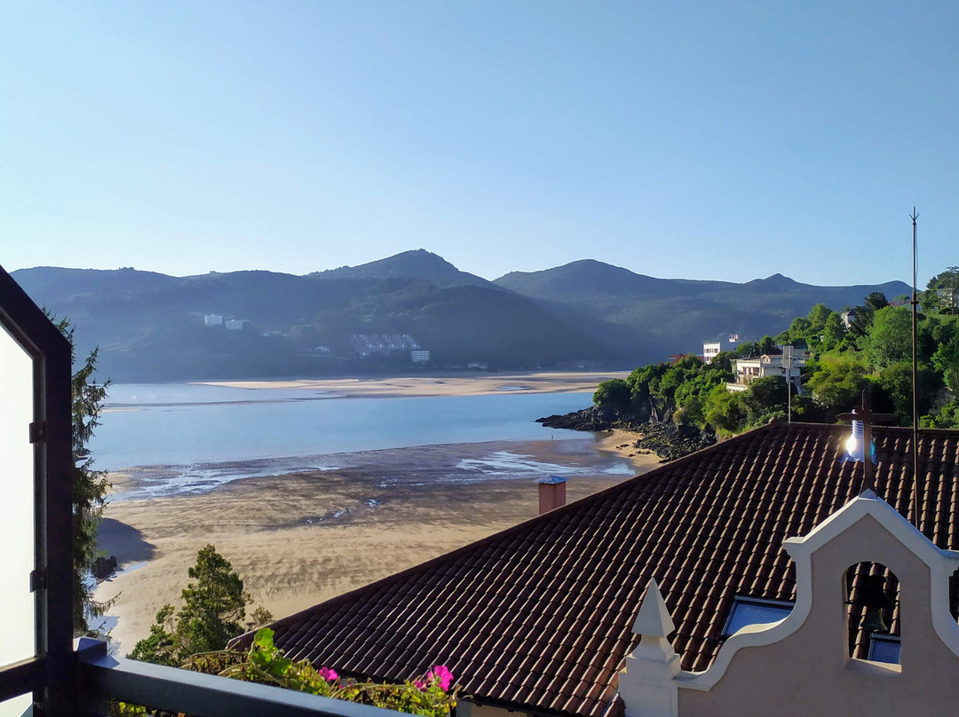 芒达卡公寓主图