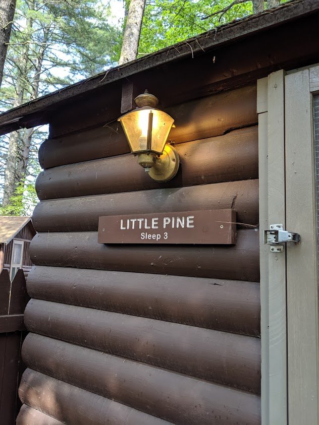 Big Moose Inn, Cabins & Campground-官方