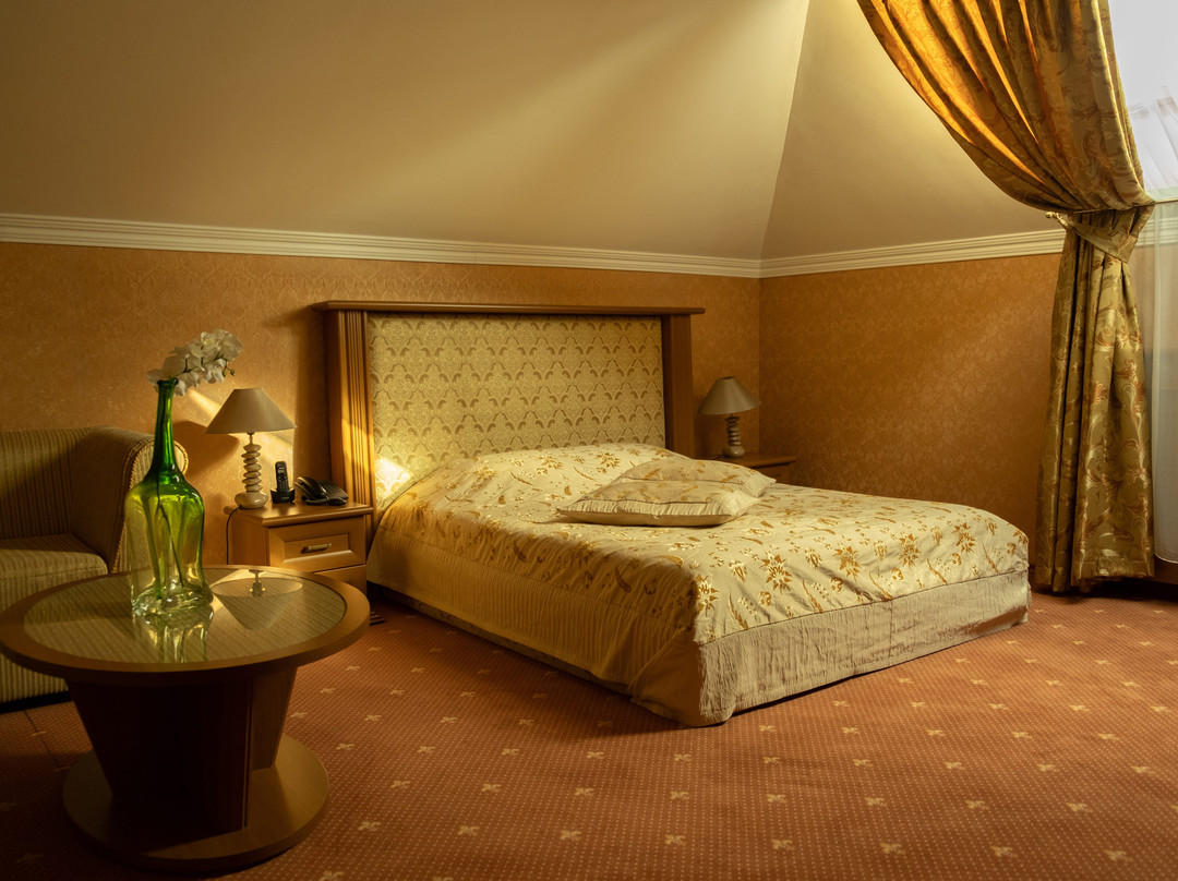 Diplomat Club Hotel主图