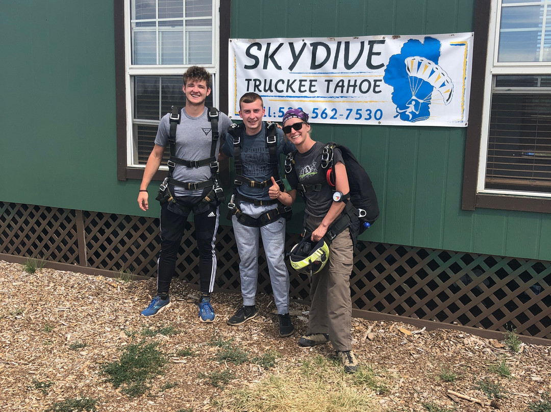 Skydive Truckee Tahoe, Inc.景点图片