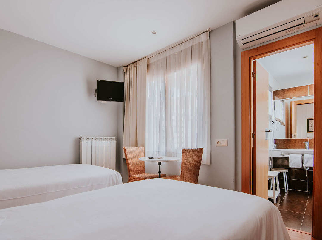Hotel Isasa主图