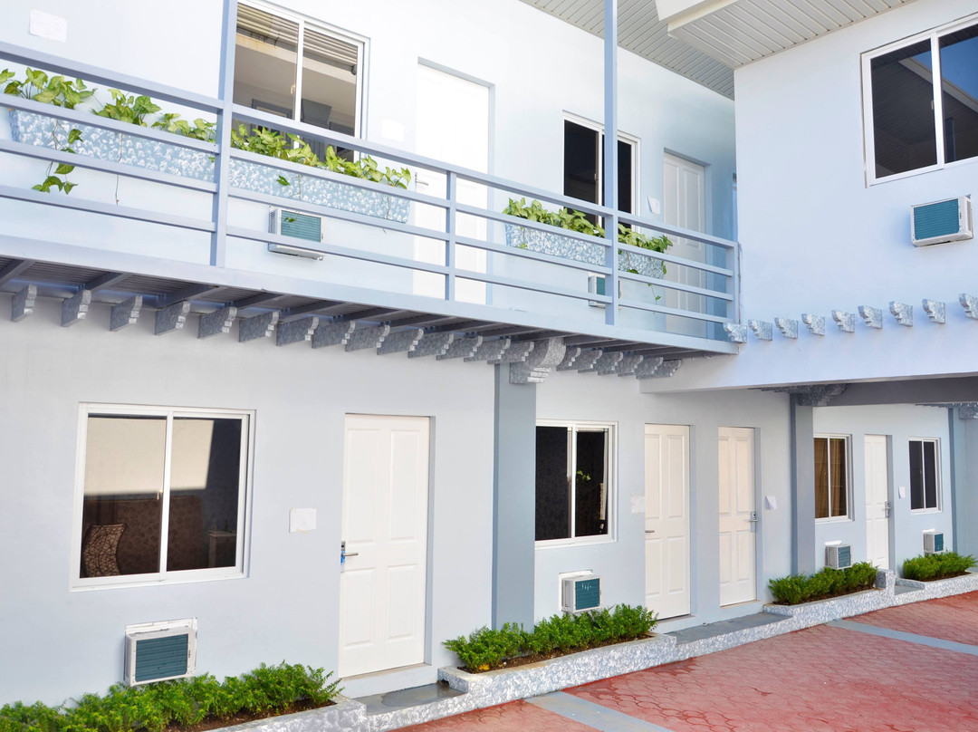 Grand Peninsula Suites主图