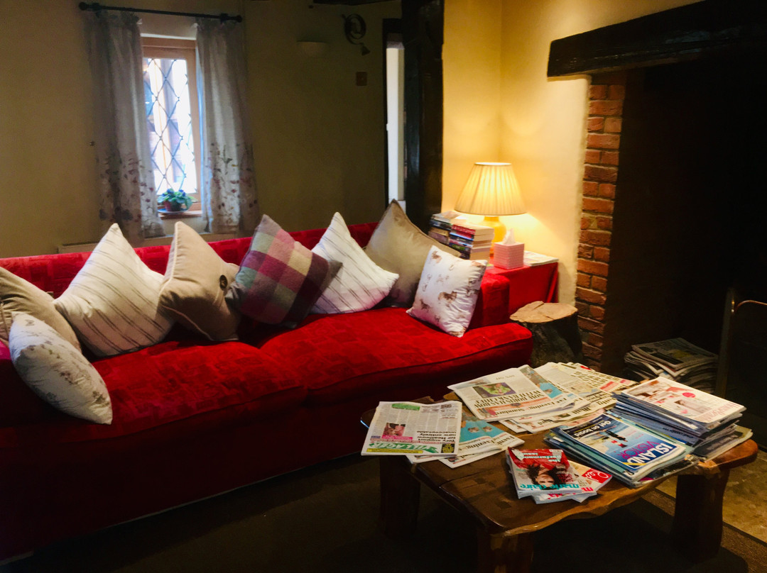 Heathrow Cottages主图