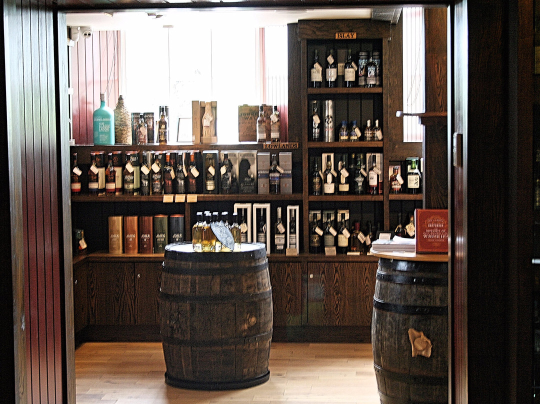 A D Rattray Whisky Shop景点图片