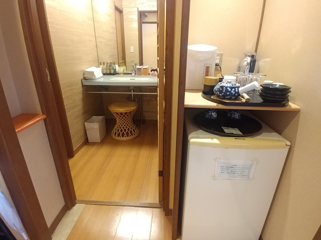 琵琶湖绿水亭酒店主图