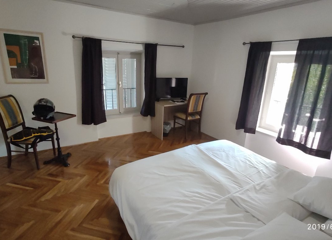Hotel Villa Laurel主图