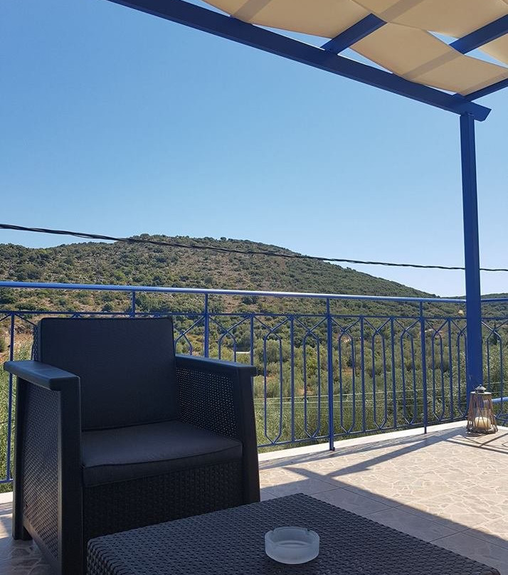 Val Di Compare Apartments主图