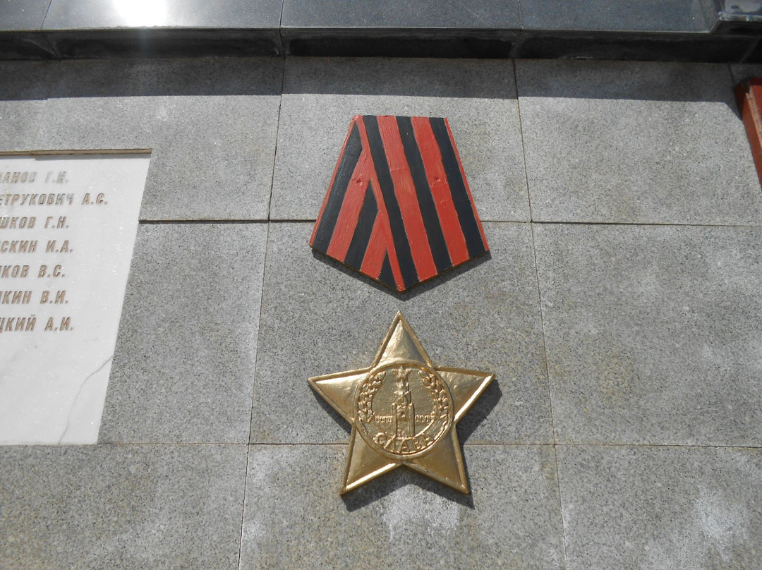 Memorial Battle and Labor Glory-赤塔必去景点