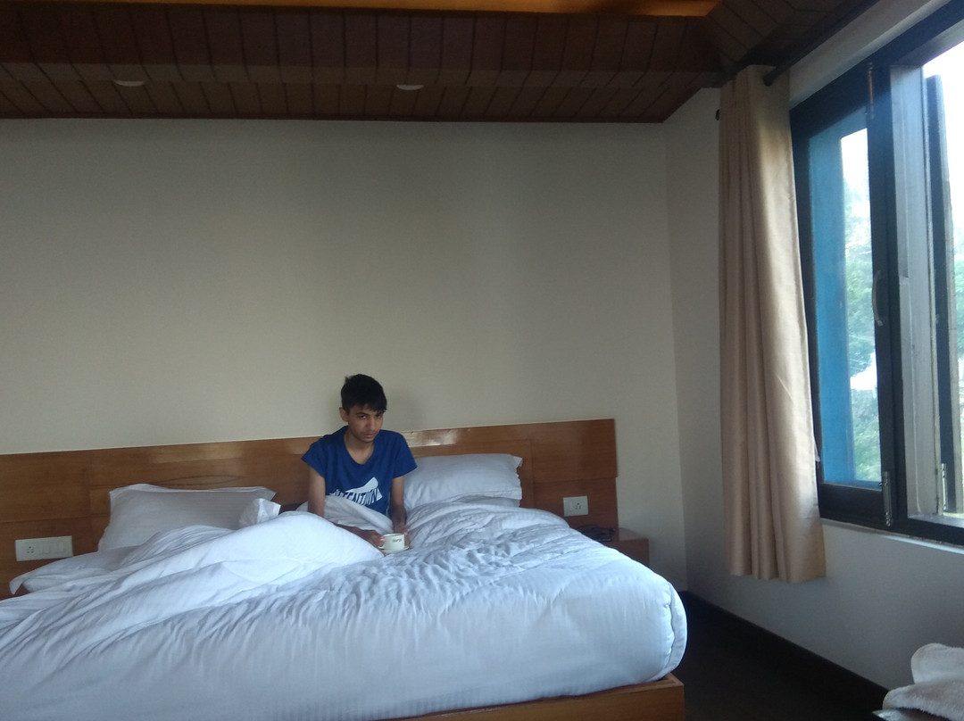 Boros Resorts Binsar
