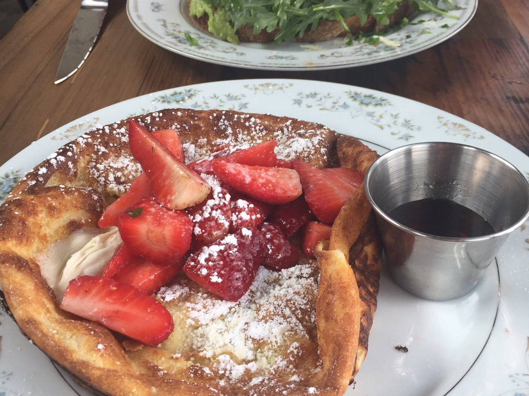 Maison Cafe + Market