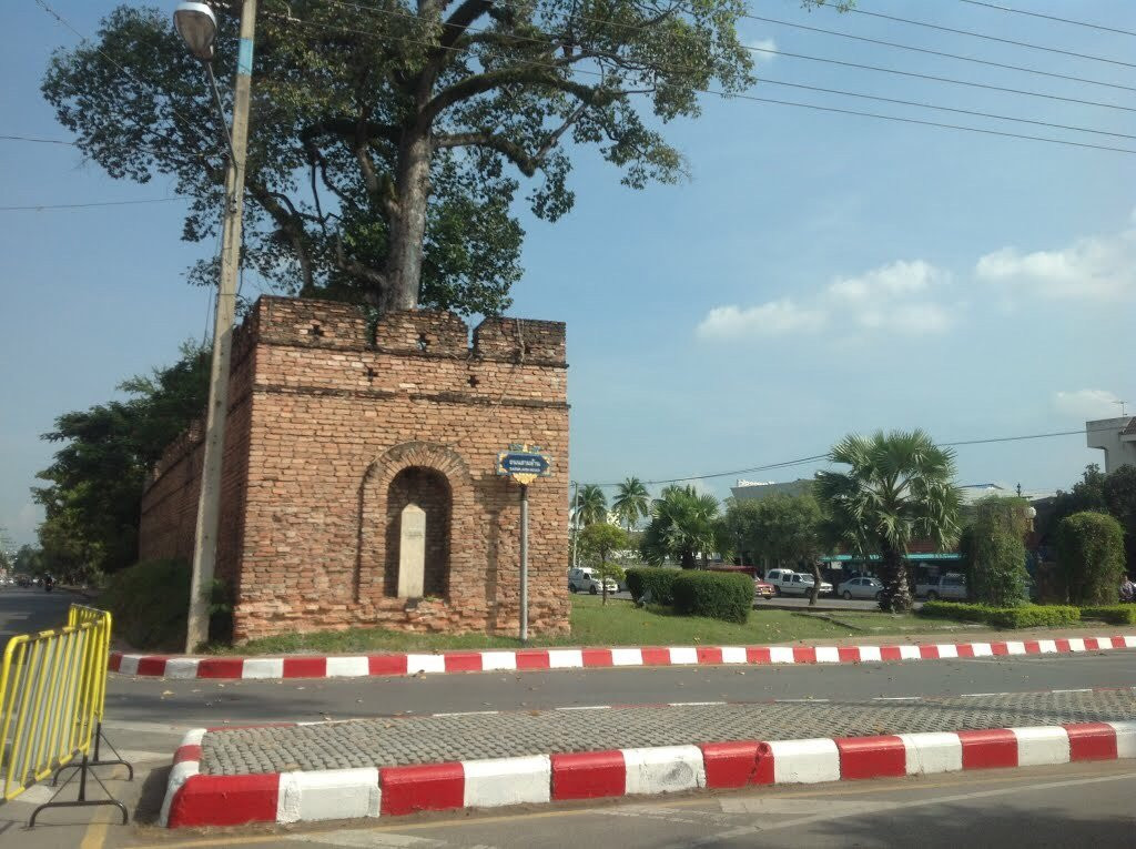 Suan Dok Gate-清迈必去景点