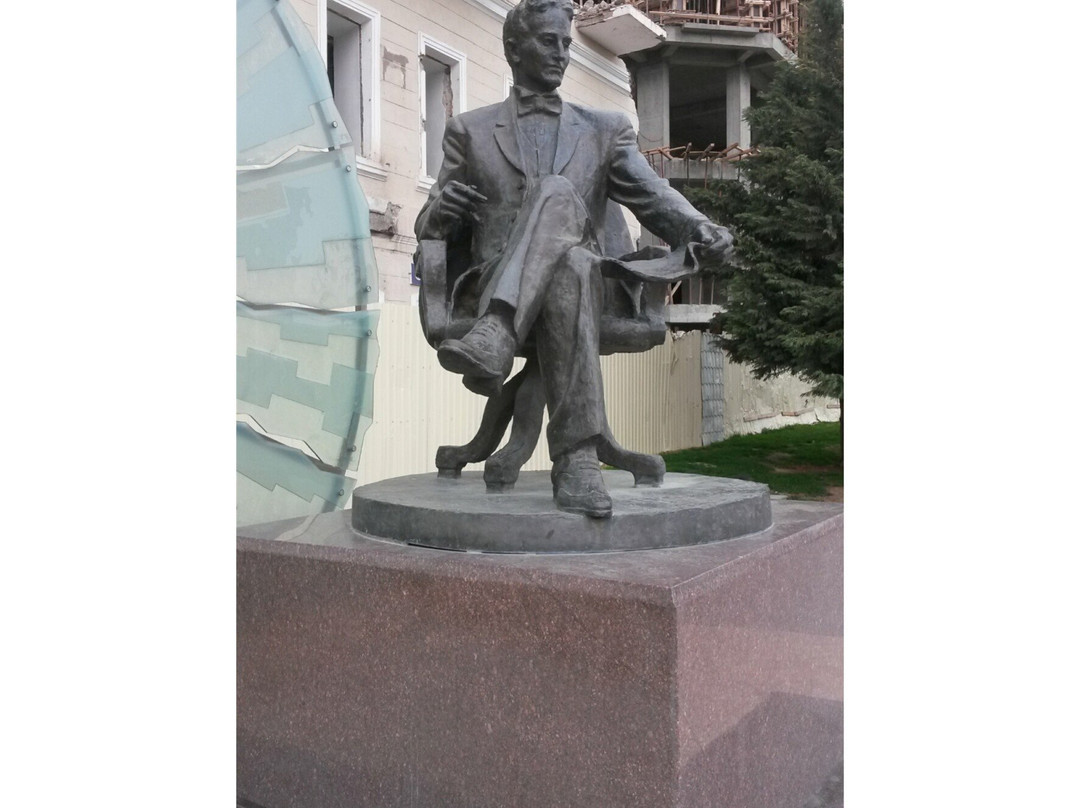 Nicola Tesla Monument-巴库必去景点