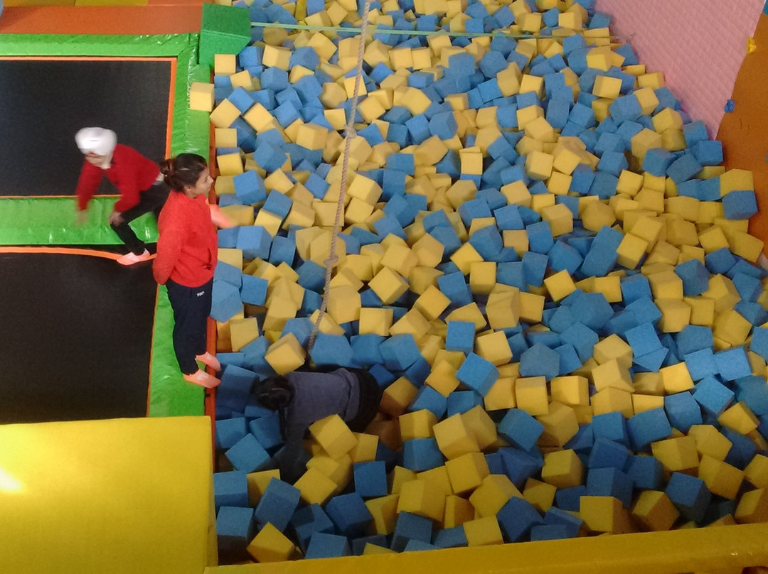 SkyJumper Trampoline Park - Shimla景点图片