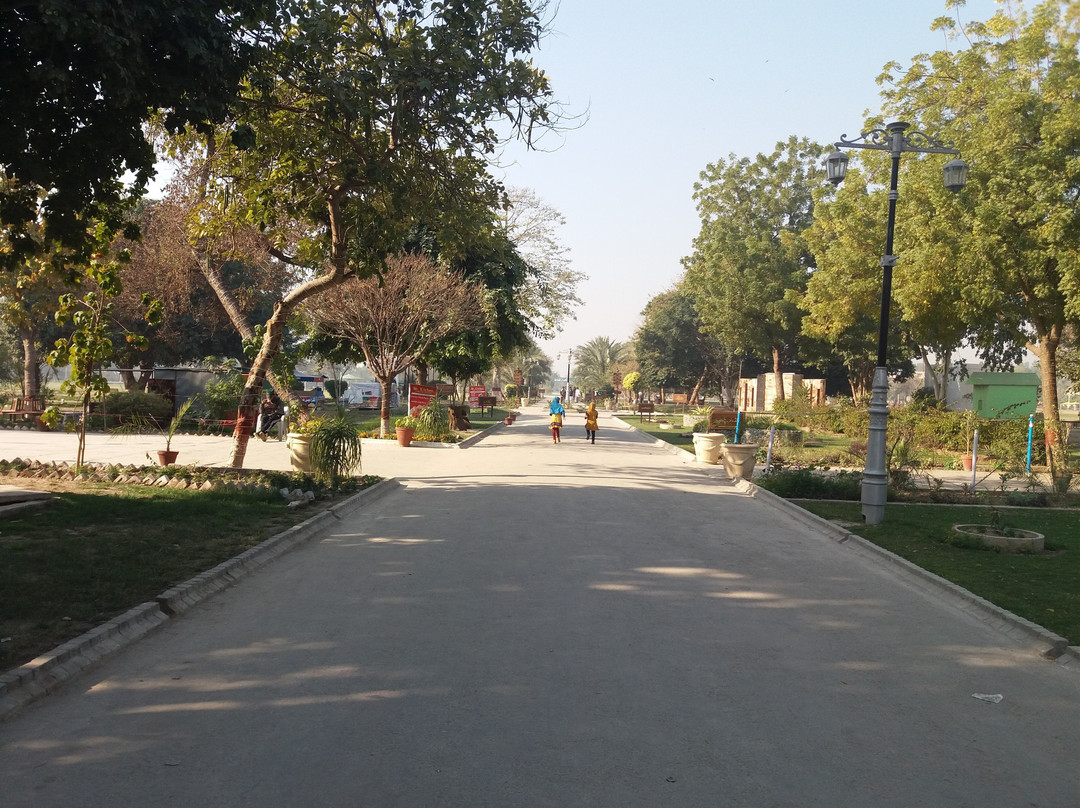 Gulzar-e-Sadiq-Bahawalpur必去景点