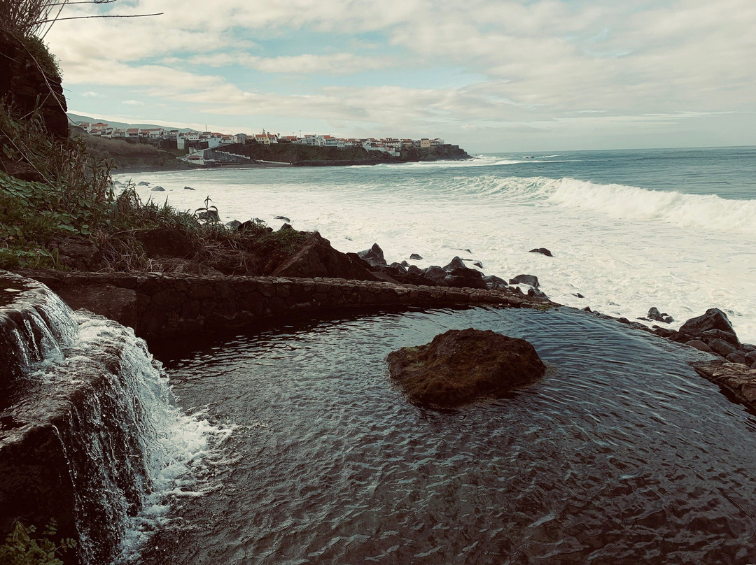 Trilho da Fonte Santa - Praia da Viola景点图片