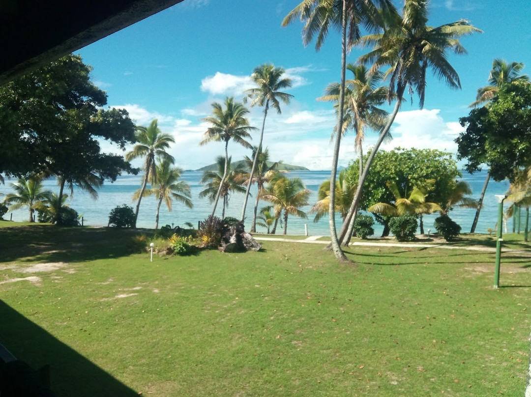 玛那岛度假酒店主图