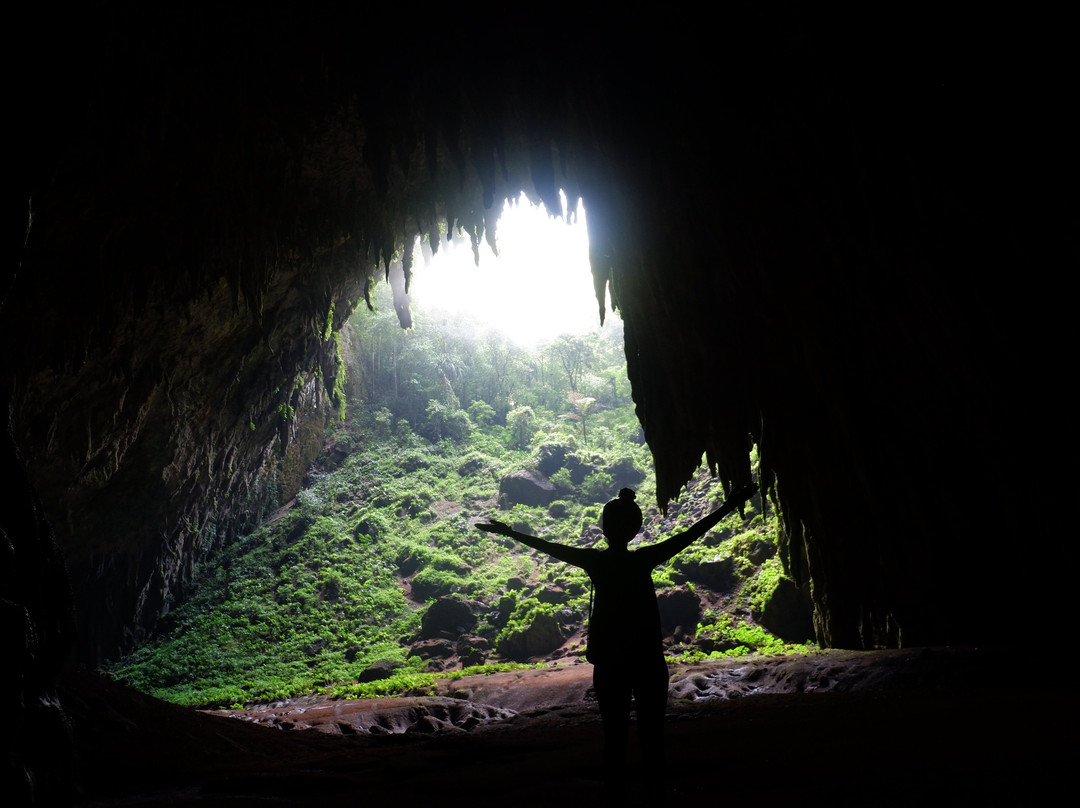 Langun-Gobingub Cave景点图片