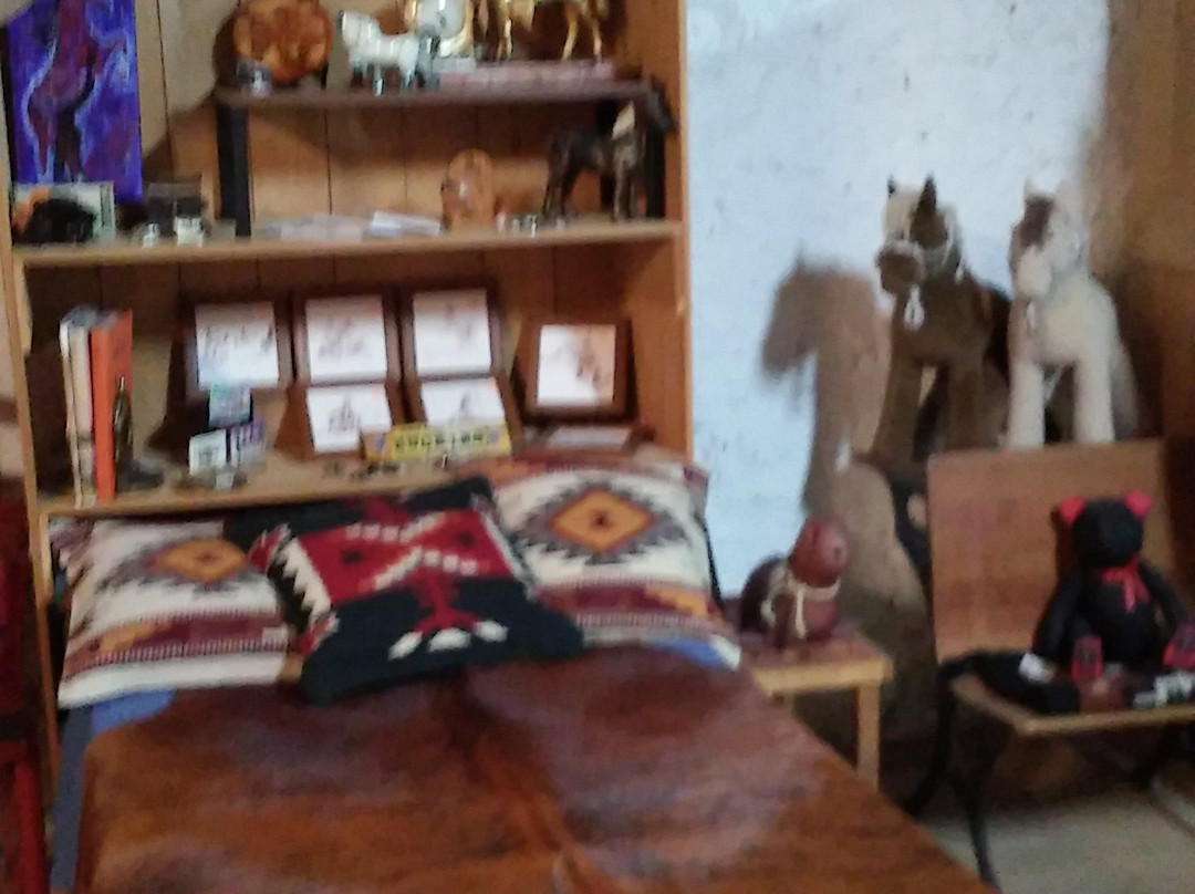 Hairgrove Saddlery and Gifts景点图片