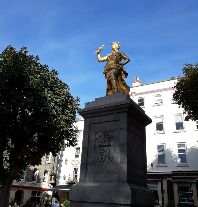 Royal Square-St. Helier必去景点