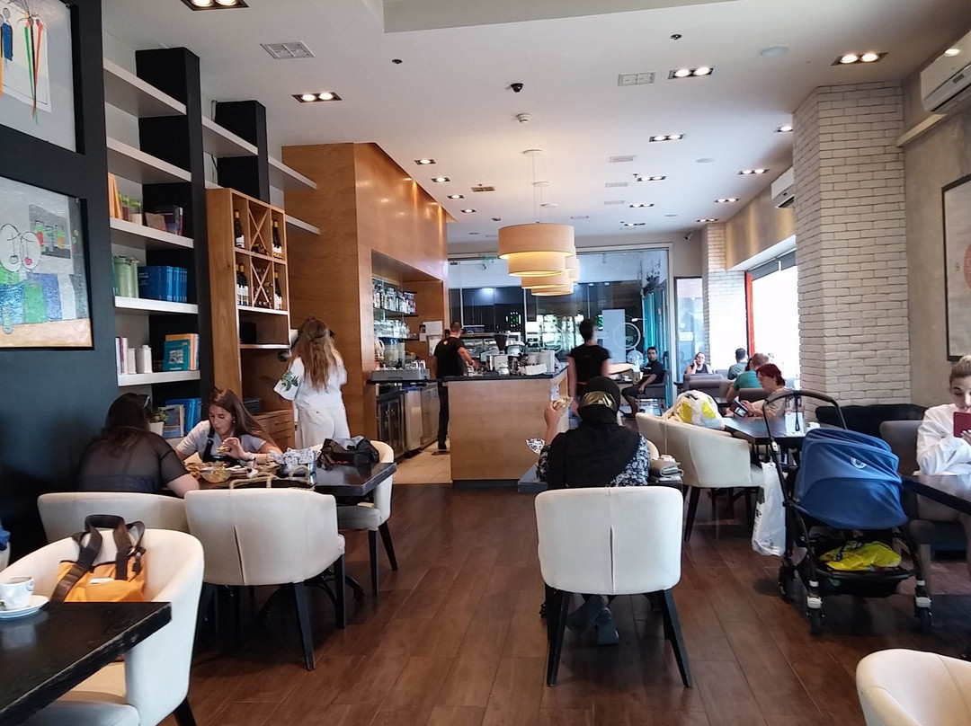 Yizre'el餐馆和美食-Cafe Cafe