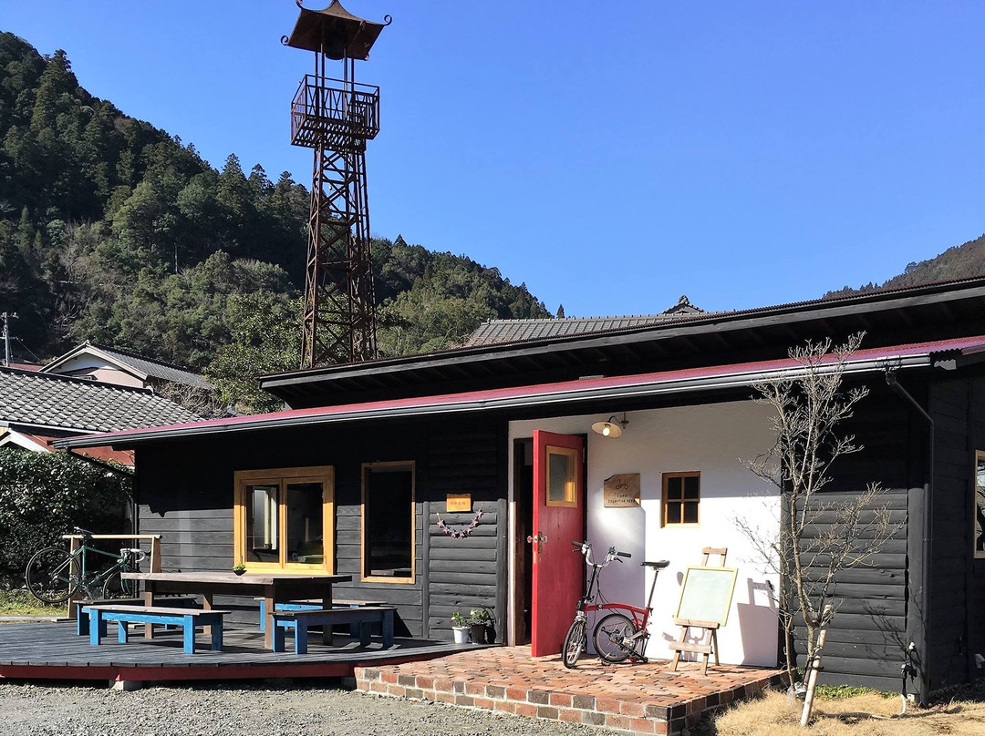 神山町餐馆和美食-Cafe Brompton Depo