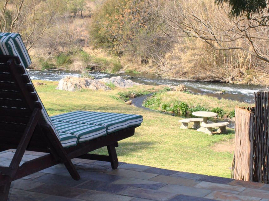 Twenty Three on Riverside主图