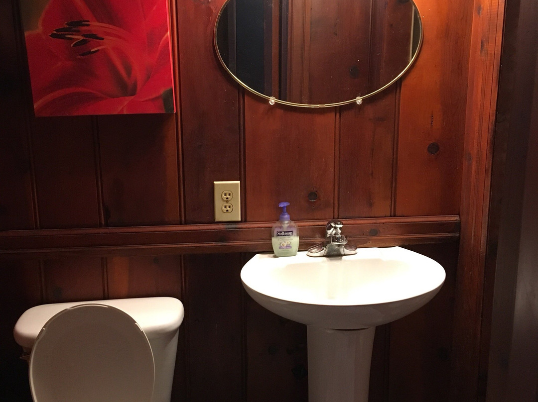 Colonial Motel主图