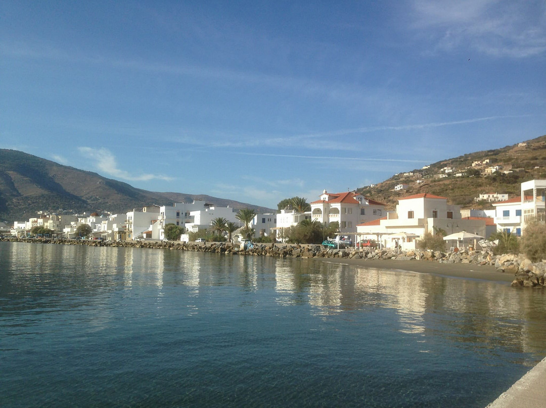 Ormos Korthiou餐馆和美食-Allegria Tapas Bar