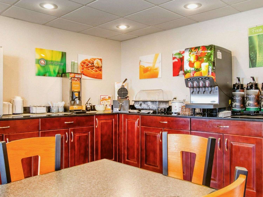 Quality Inn Dyersburg I-155主图