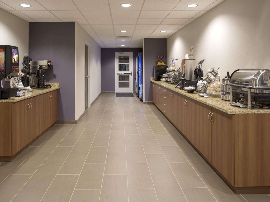 Quality Inn & Suites主图