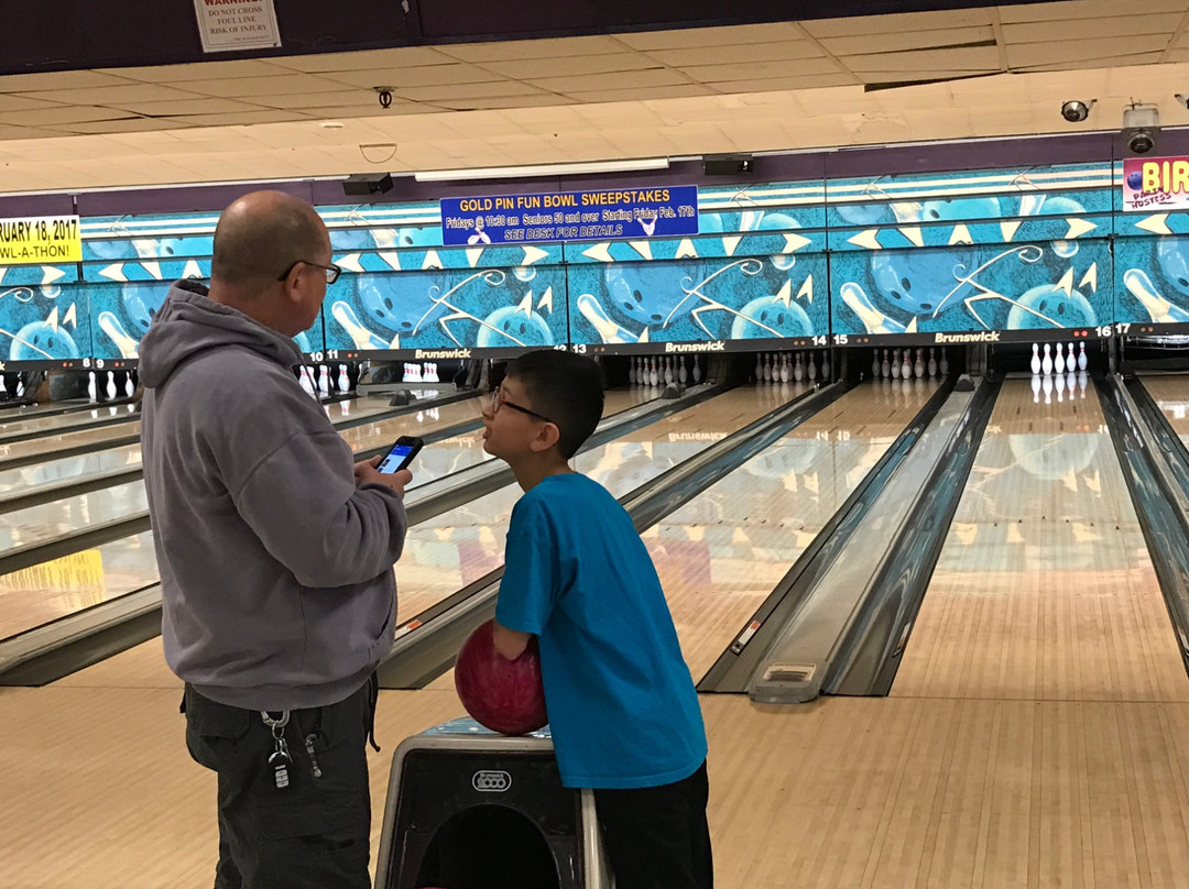 Woodleaf Lanes-索尔兹伯里必去景点