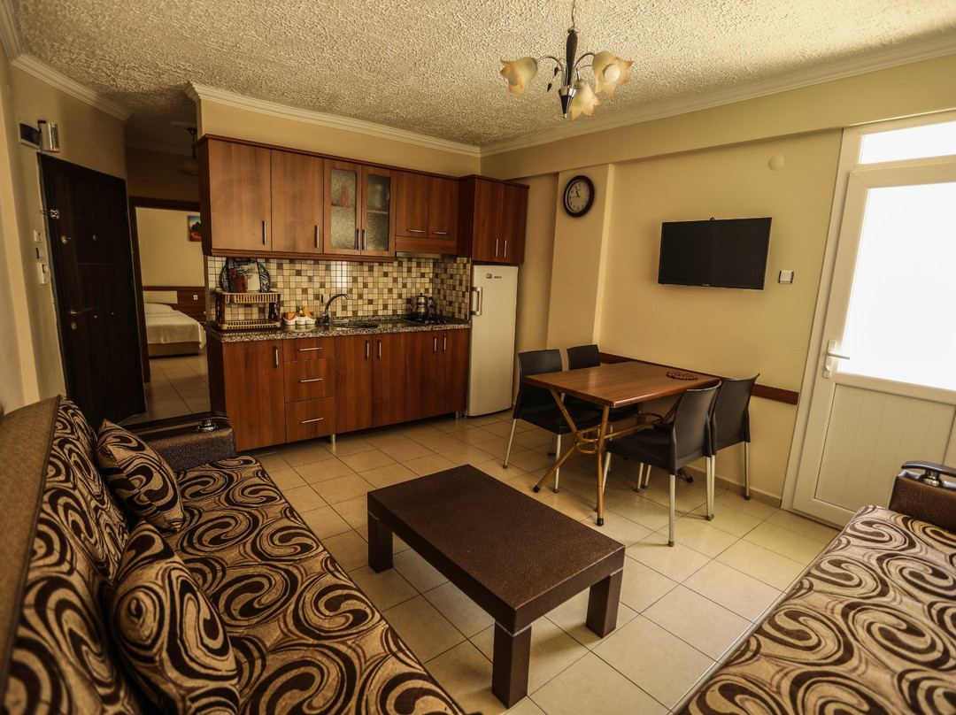 Sari Konak Apart Otel
