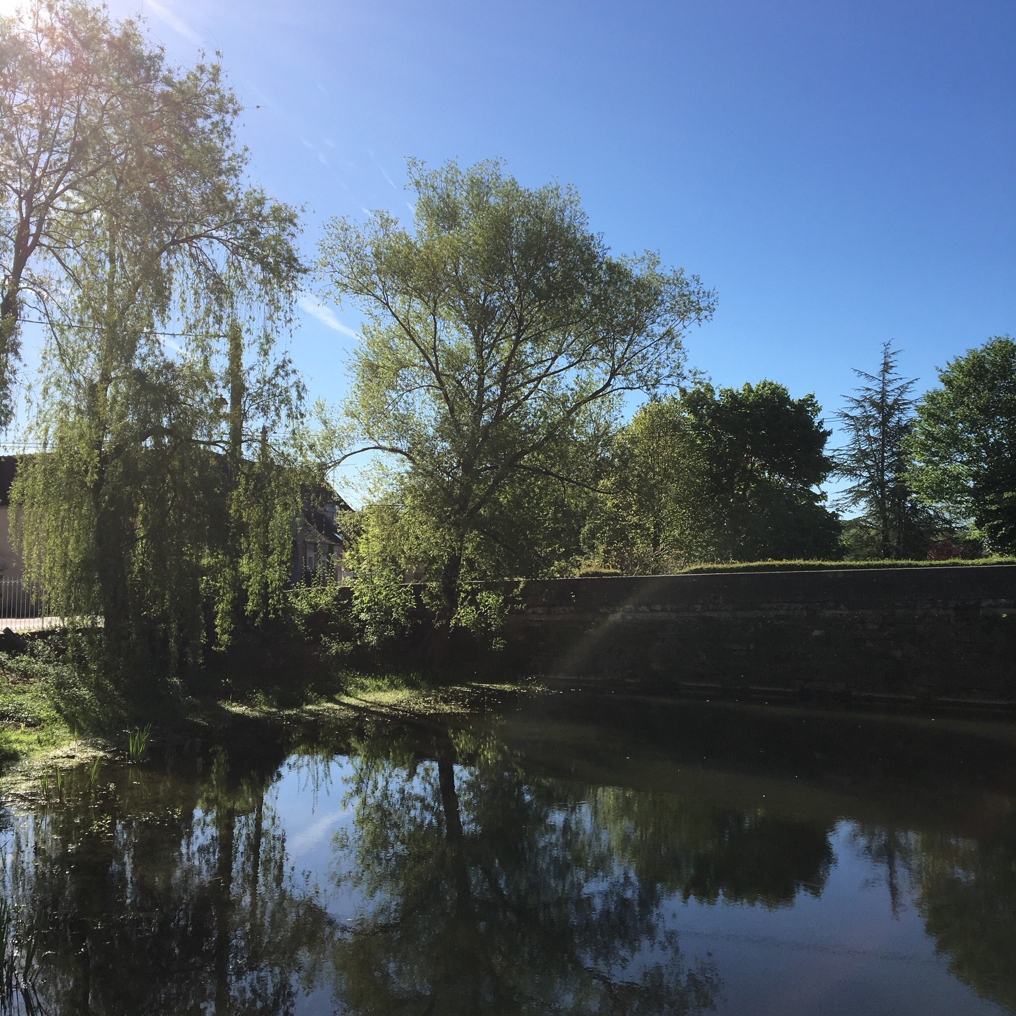 Le Moulin de Poilly-sur-Serein-官方