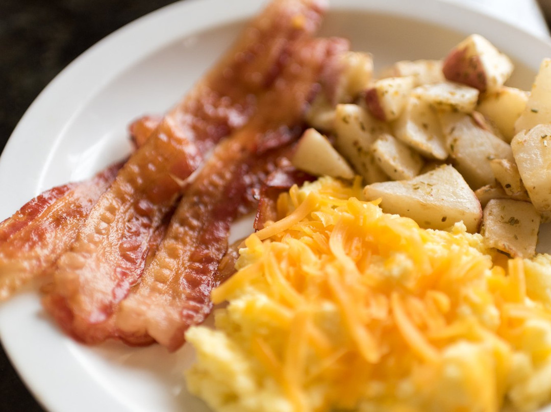 Holiday Inn Express & Suites Elyria By IHG主图