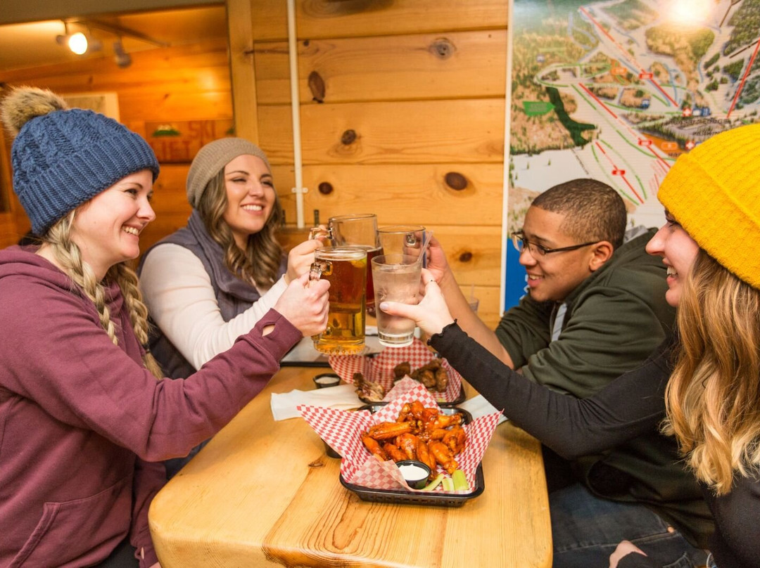 Bellemont餐馆和美食-Basecamp Restaurant