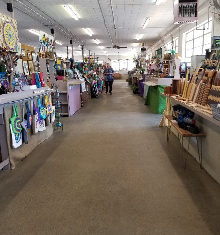 Henderson County Curb Market-亨德森维尔必去景点