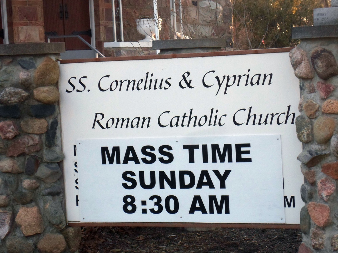 Saints Cornelius & Cyprian Church景点图片