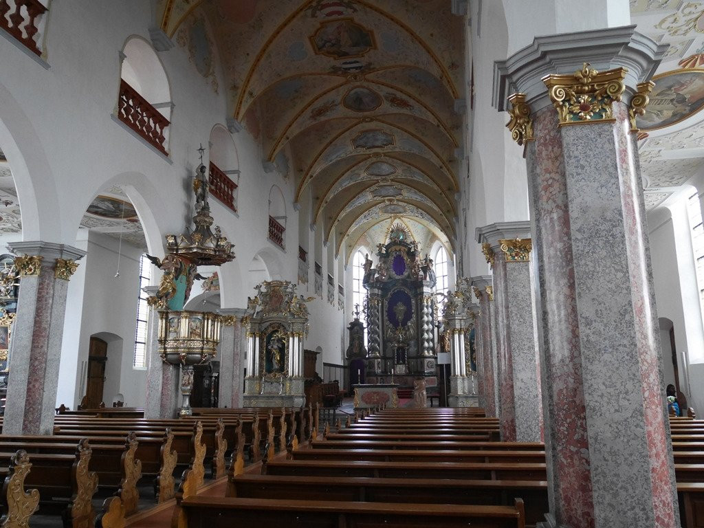 Stiftskirche St. Peter景点图片