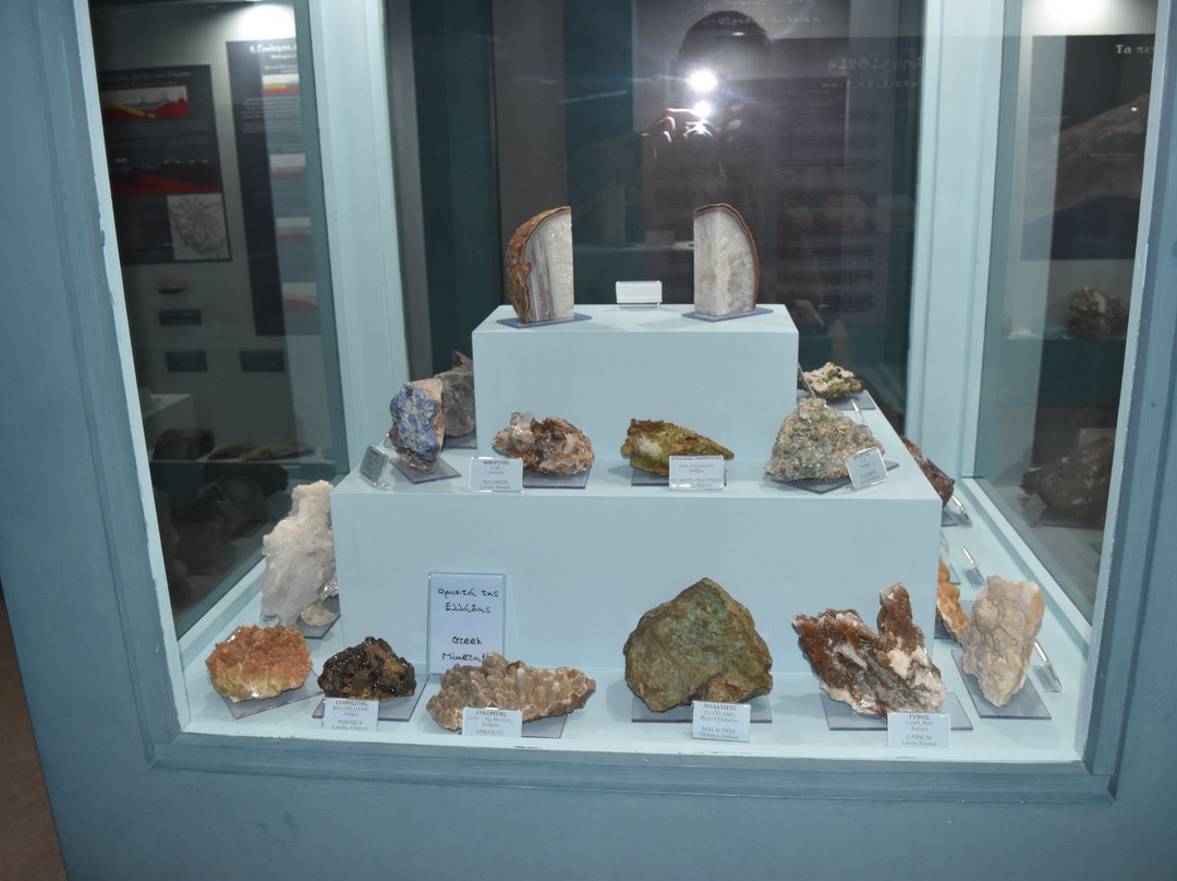 Geological History Museum Olympus景点图片
