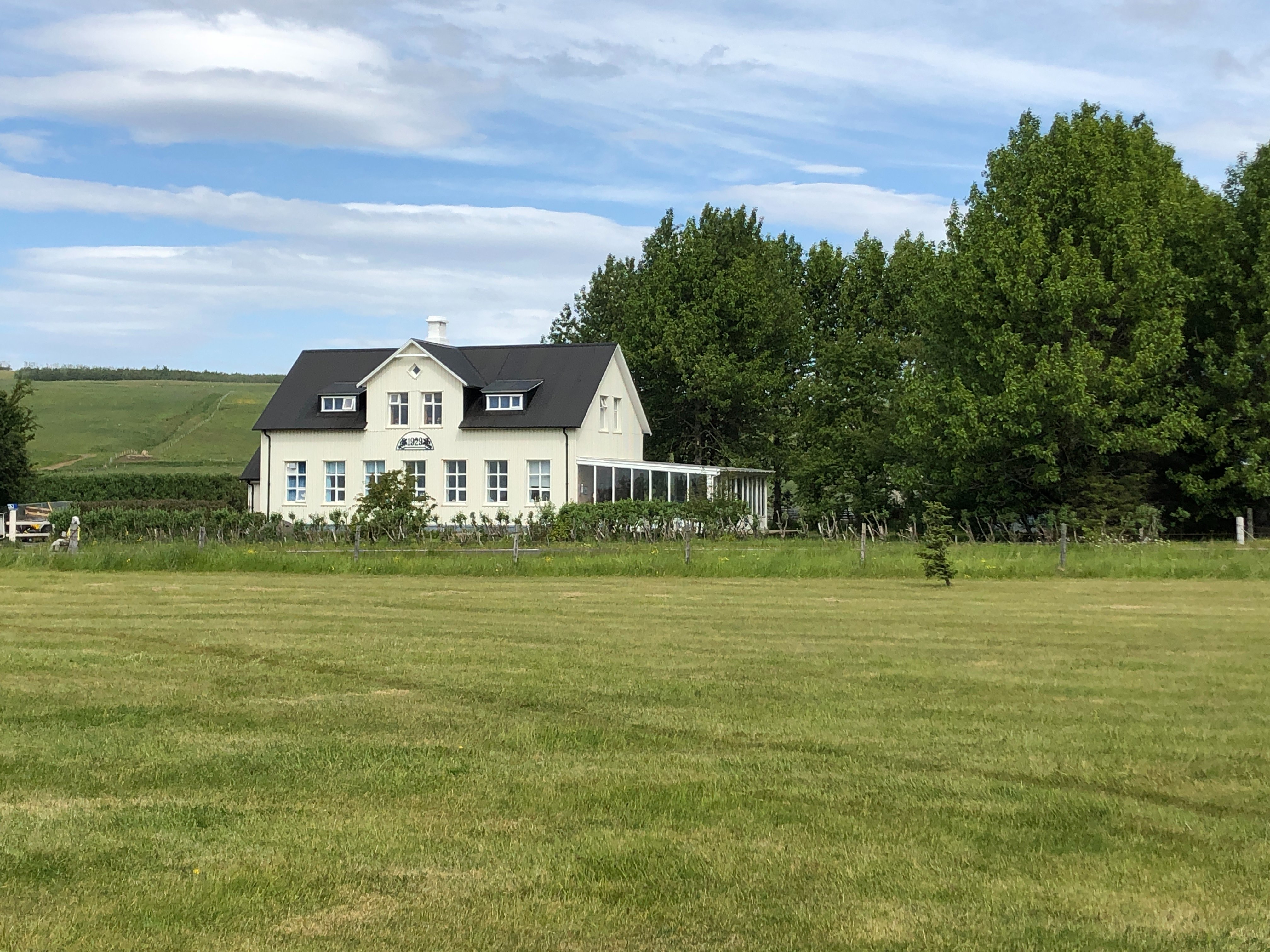 Guesthouse Husid-官方