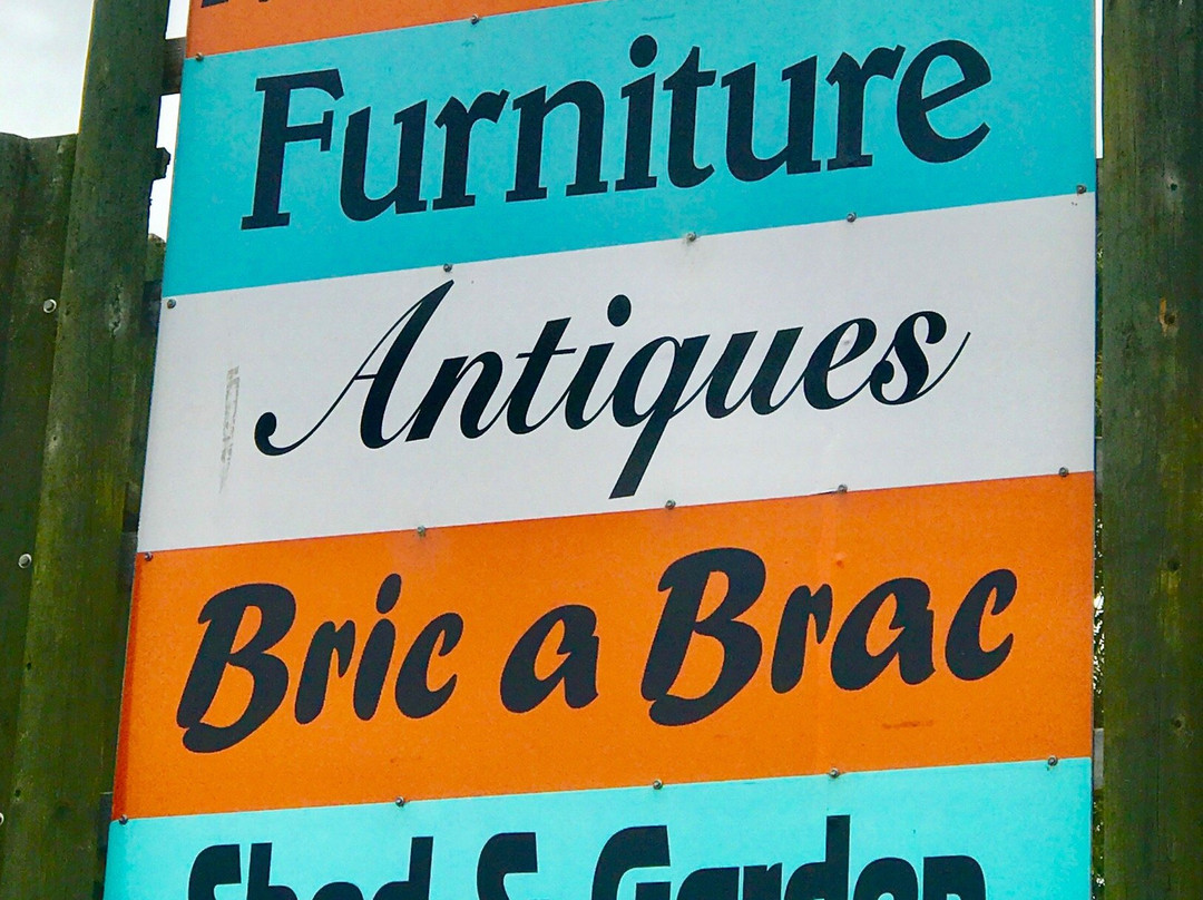 Riviera Trading Post (Collectables & Antiques).-莱克斯恩特伦斯必去景点