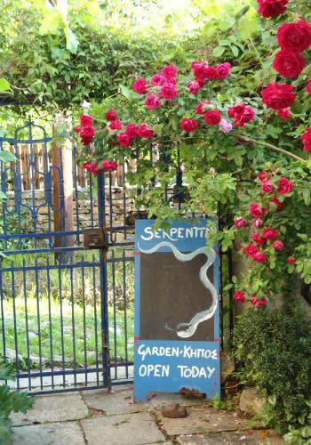 Serpentin Organic Garden-Tsagkarada必去景点
