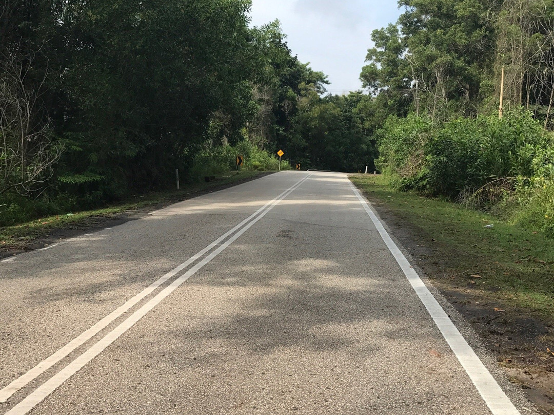 Blue Lake-Muadzam Shah必去景点