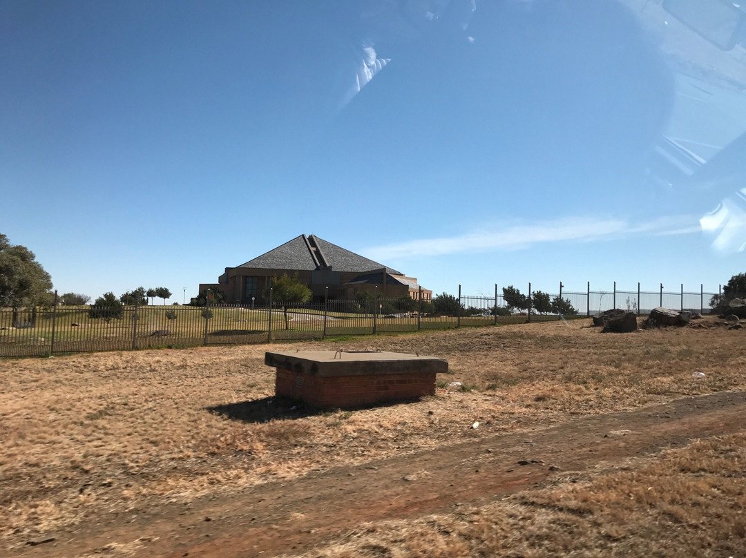 Langenhoven Park Farmers Market-布隆方丹必去景点