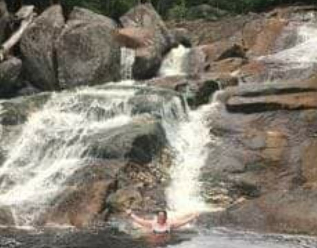 Georgiana Falls-林肯必去景点