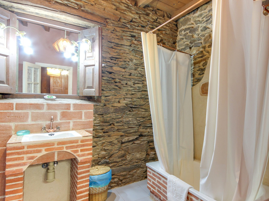 Lumbrales酒店住宿-Posada de los aceiteros