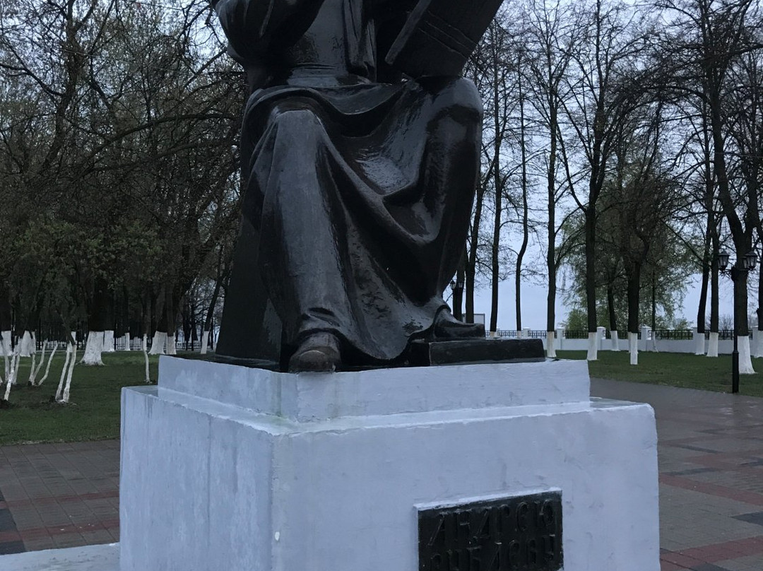 Andrey Rublev Statue景点图片