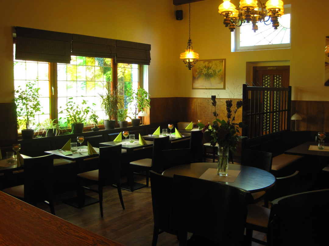 Voerde餐馆和美食-Gasthof Hinnemann