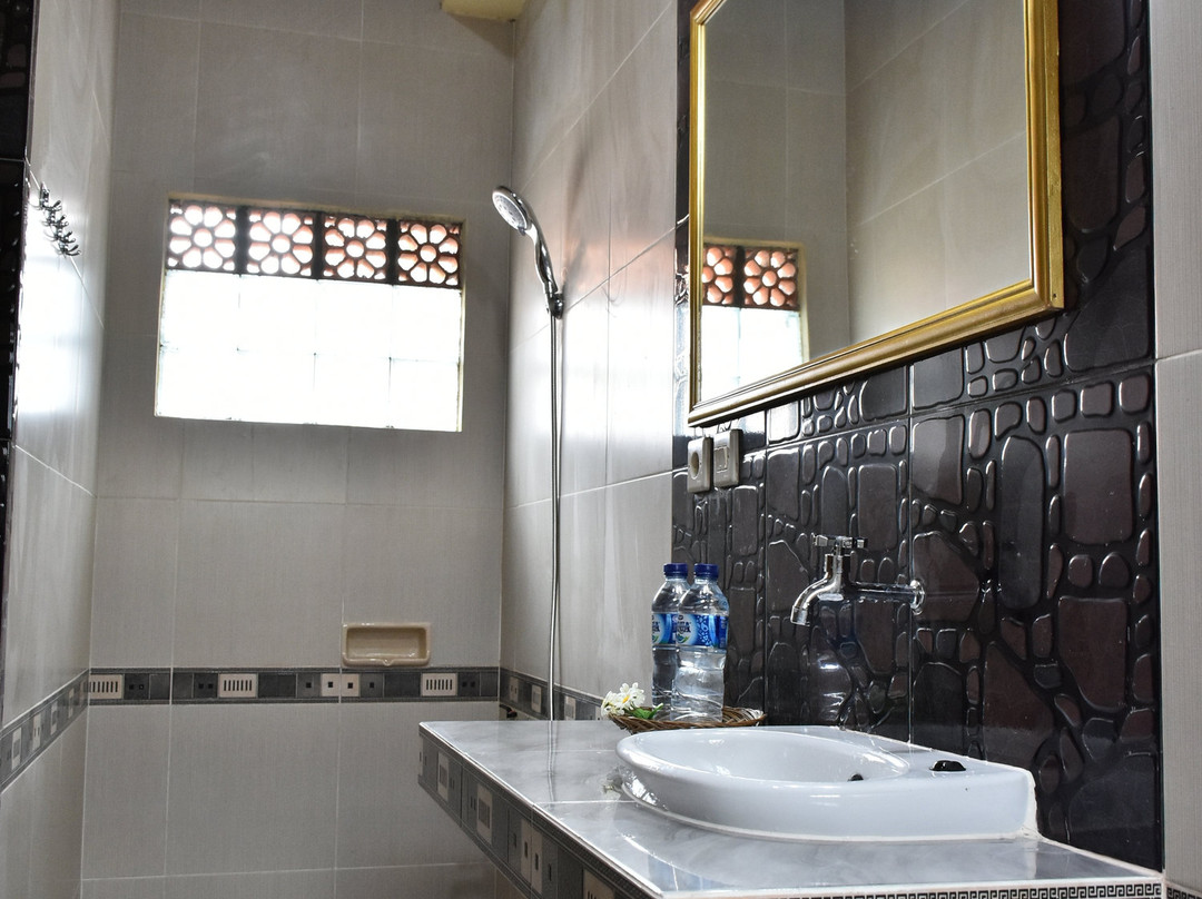 Joglo Lawu & House of Lawu主图