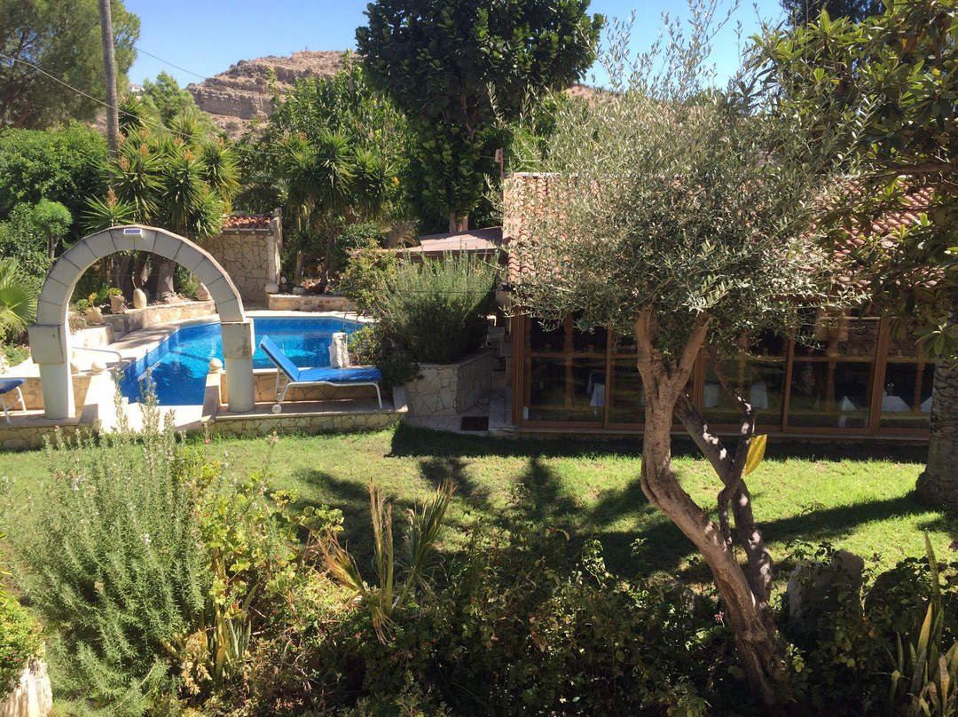 Agios Athanasios酒店住宿-Greenfields Country Club